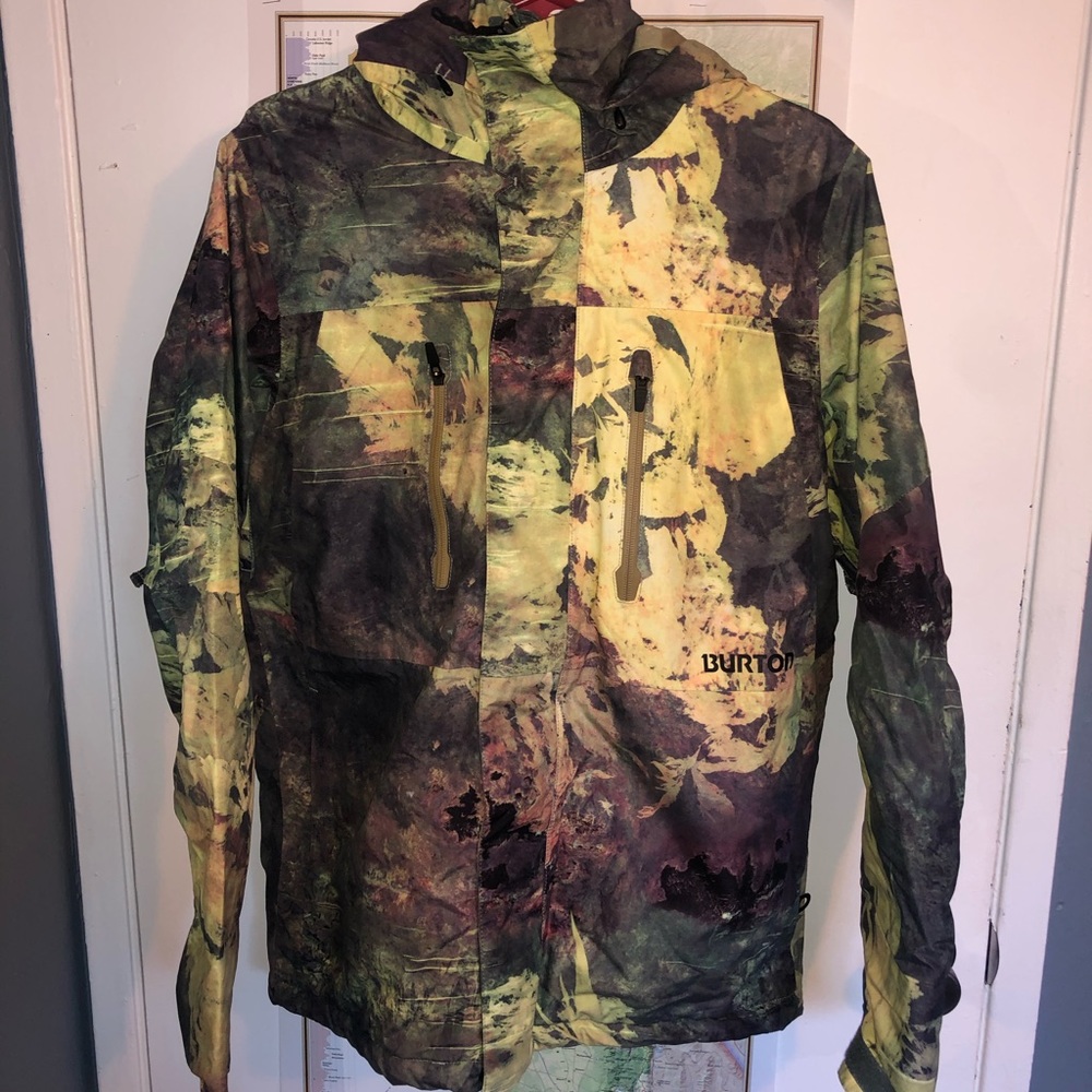 Burton Insulated Snowboarding Jacket